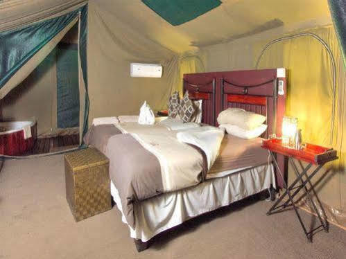 Camp Savuti Hotel Ngoại thất bức ảnh
